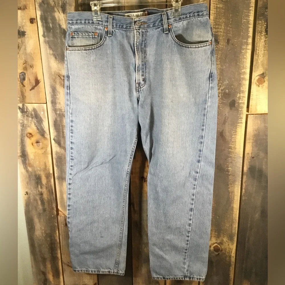 Levi’s 505 size 38x30 regular fit 5 pocket denim jeans